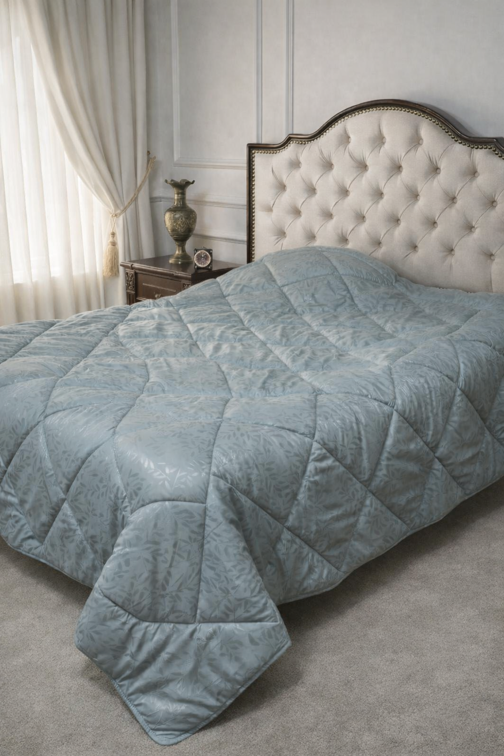Premium Ultra-Soft Quilted Comforter - Ice Blue